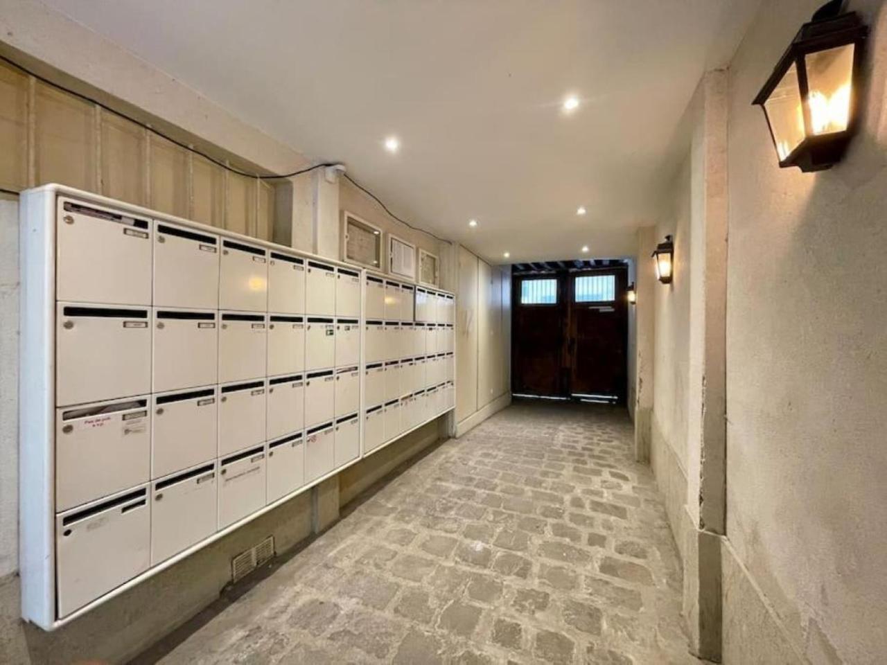 파리 La Galerie Des Archives-Unique And Elegant Gem-Marais 아파트 외부 사진
